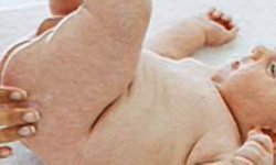 Запор у новорождённого при грудном вскармливании: что делать, рекомендации по лечению от Комаровского